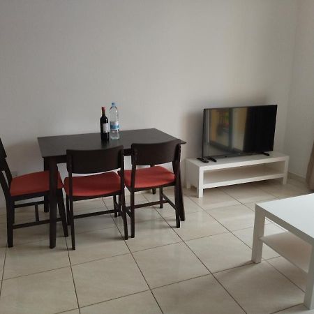 Apartmán Polycarpou 48 Paphos Exteriér fotografie