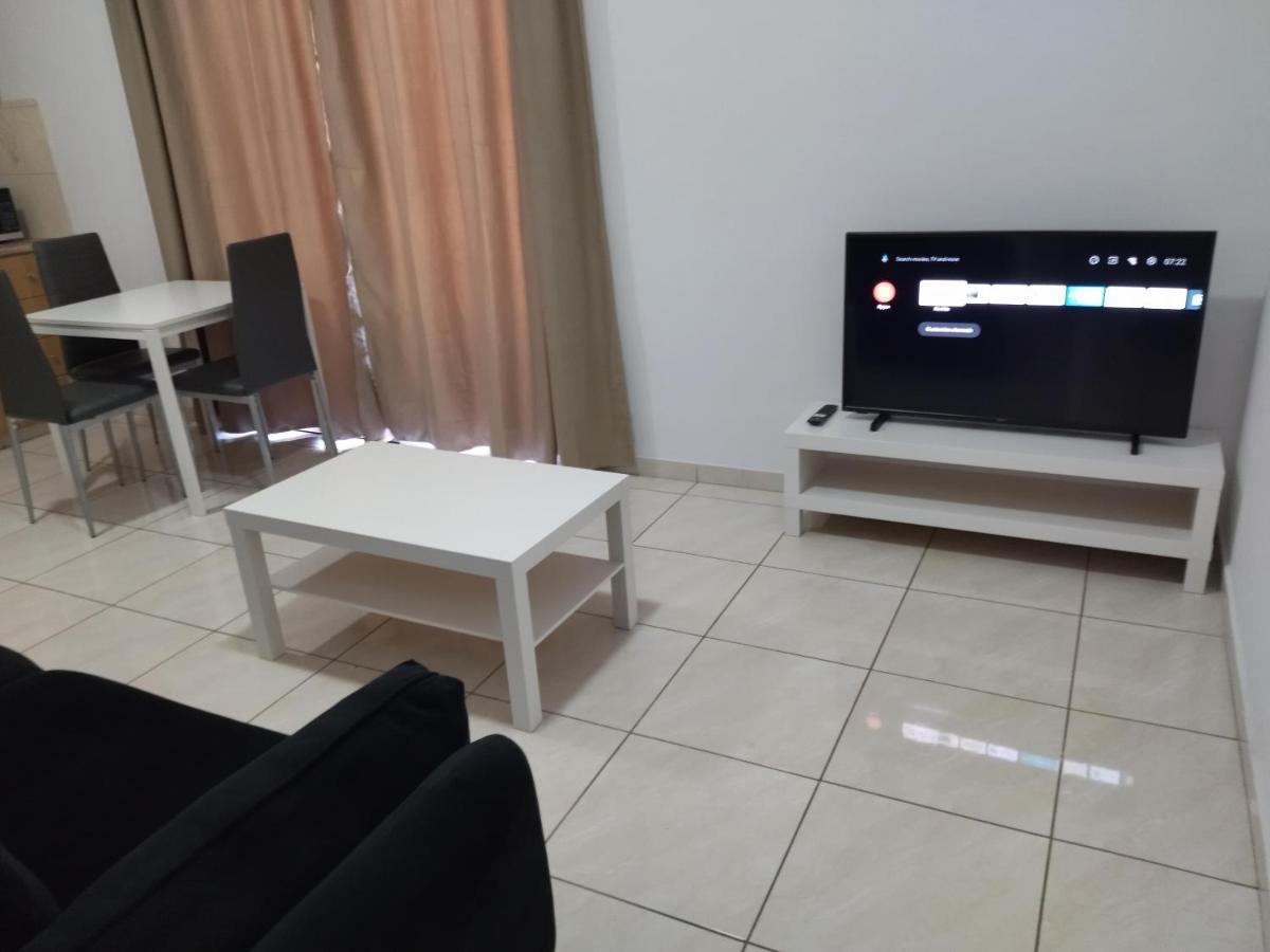 Apartmán Polycarpou 48 Paphos Exteriér fotografie