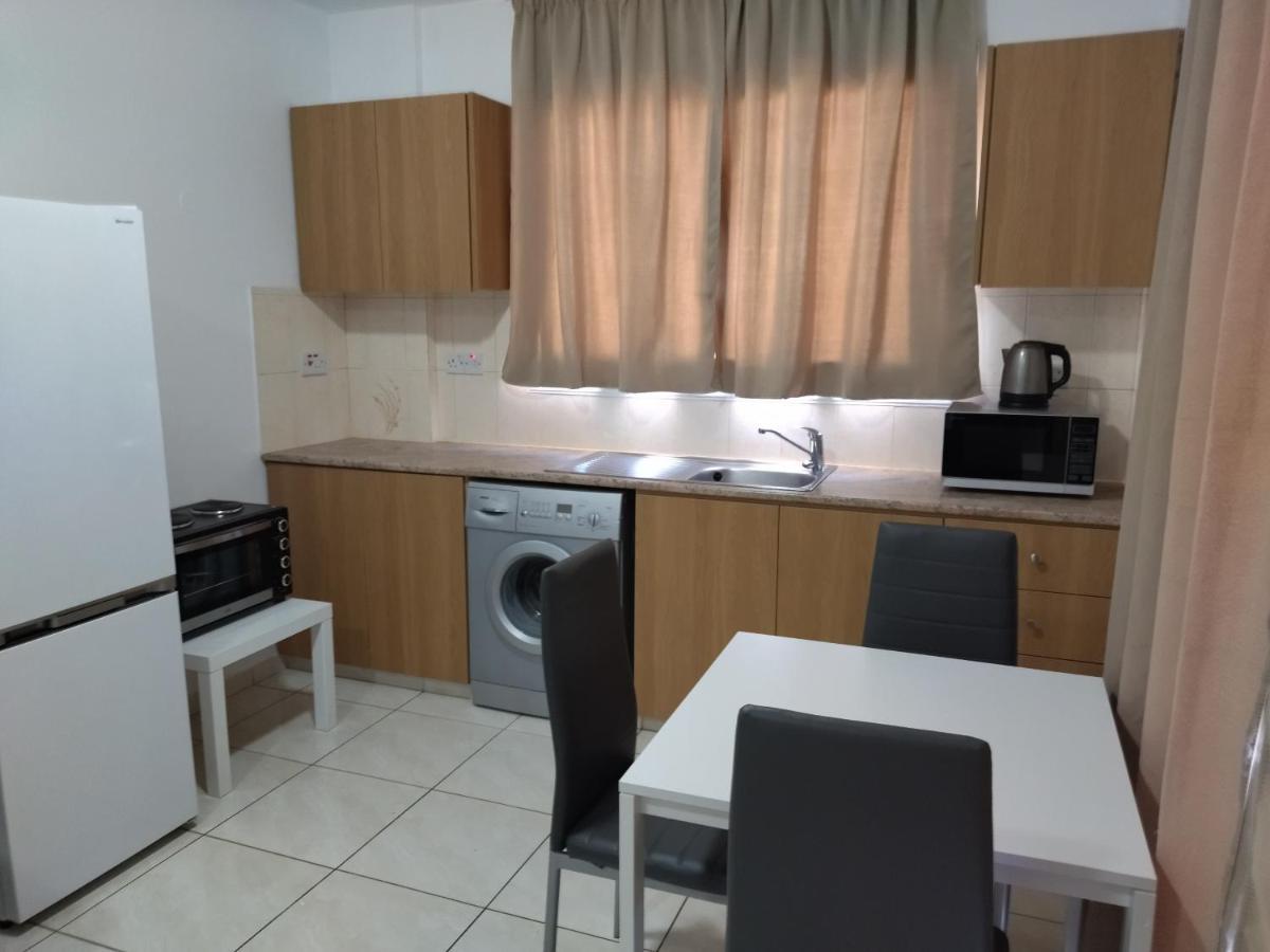 Apartmán Polycarpou 48 Paphos Exteriér fotografie