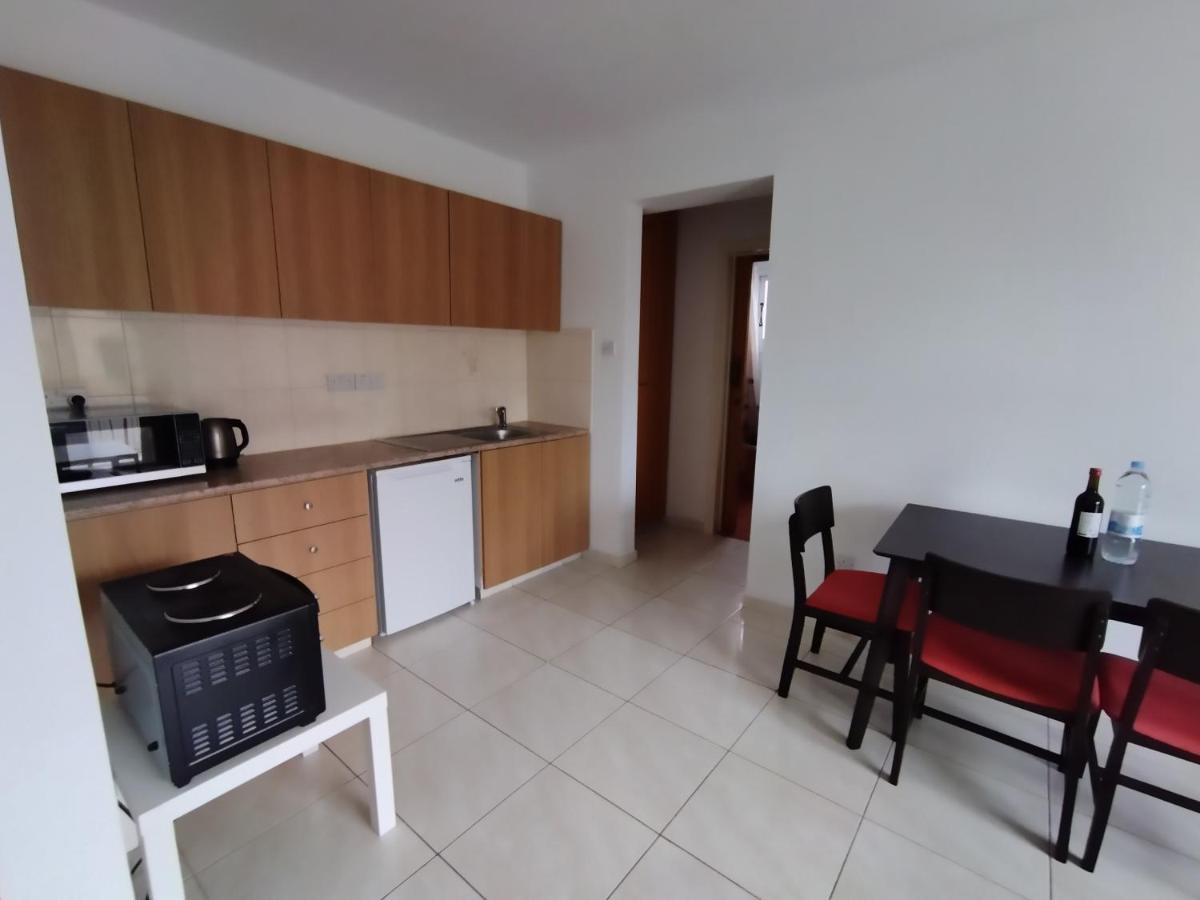 Apartmán Polycarpou 48 Paphos Exteriér fotografie